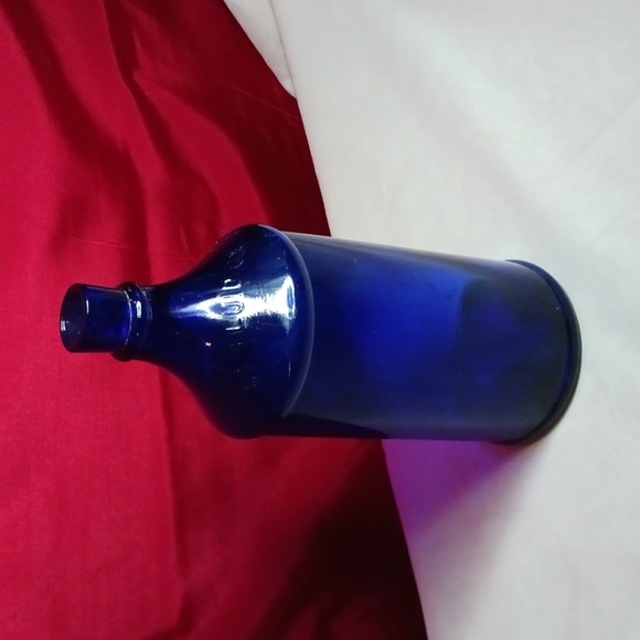 Carter Master Inc bottle Cobalt blue 32 ounce - Picture 1 of 3